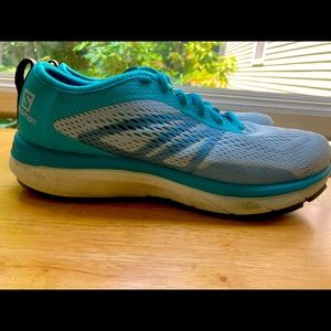 Womens Salomon Sonic RA 2 Road Running Shoe- like new